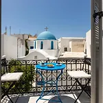 Ξενοδοχείο ντίνα *
