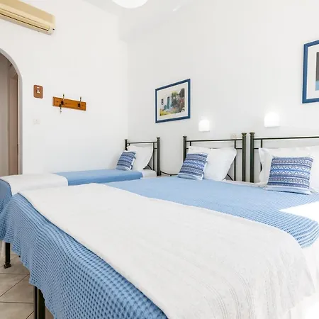 Dina Hotel