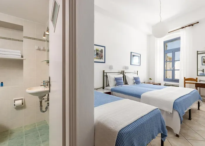 ντίνα Ξενοδοχείο