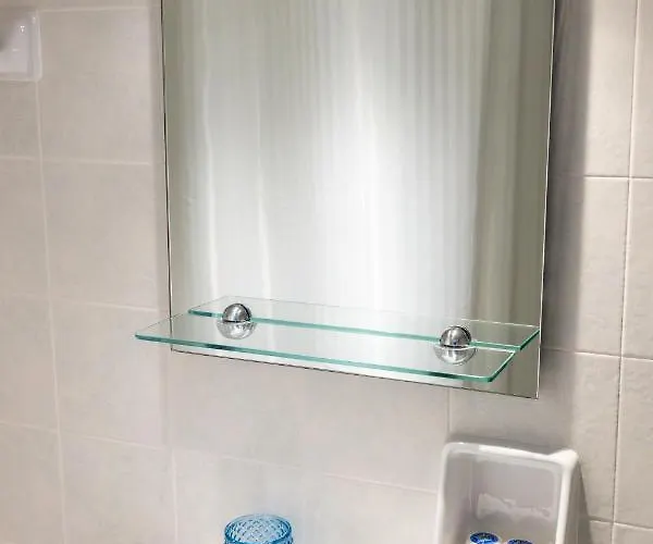 Ξενοδοχείο ντίνα